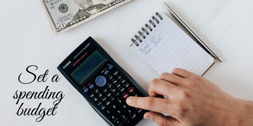 Top 10 Holiday Shopping & Budgeting Tips to Avoid Overspending 3 Blog 2-Set a spending budget on holiday gifts.